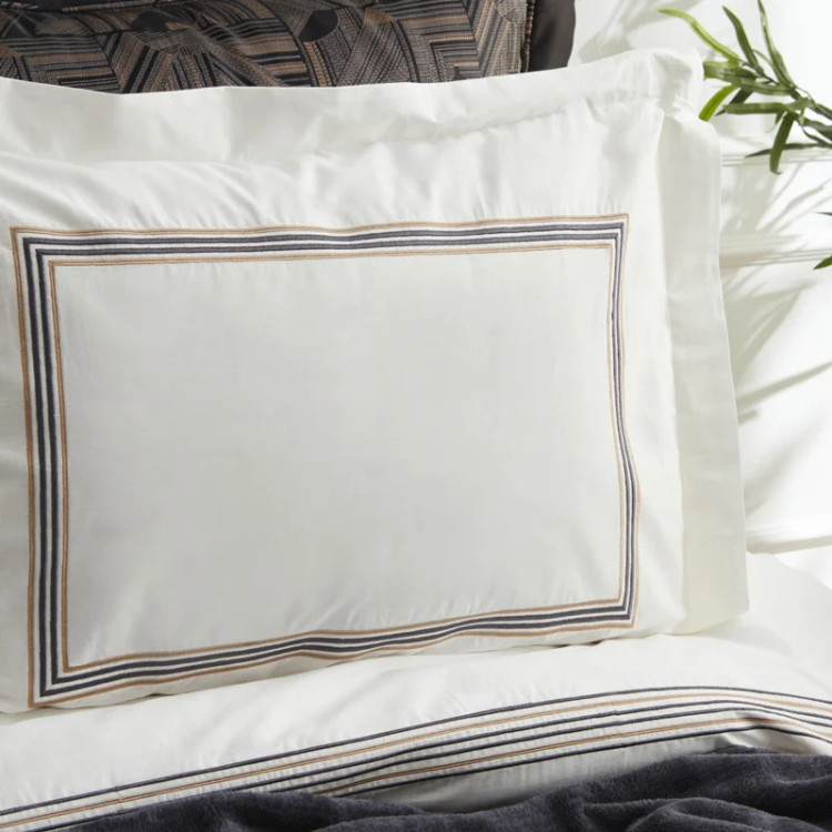 سرویس جهیزیه 8 پارچه کاراجاهوم Asteria مشکی karaca home