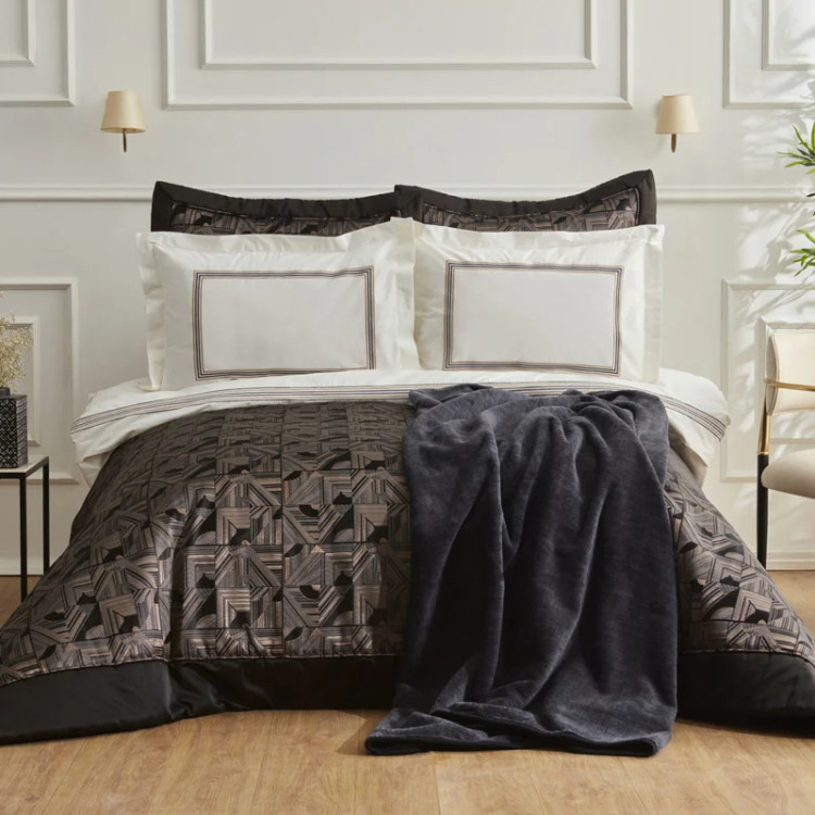 سرویس جهیزیه 8 پارچه کاراجاهوم Asteria مشکی karaca home