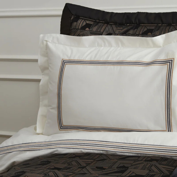 سرویس جهیزیه 8 پارچه کاراجاهوم Asteria مشکی karaca home
