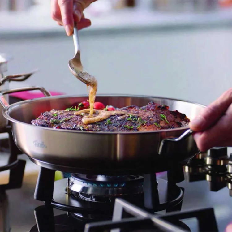 تابه دودسته ۲۸ سانتیمتر استیل فیسلر پیور آلمان (اصل) مدل Fissler Pure